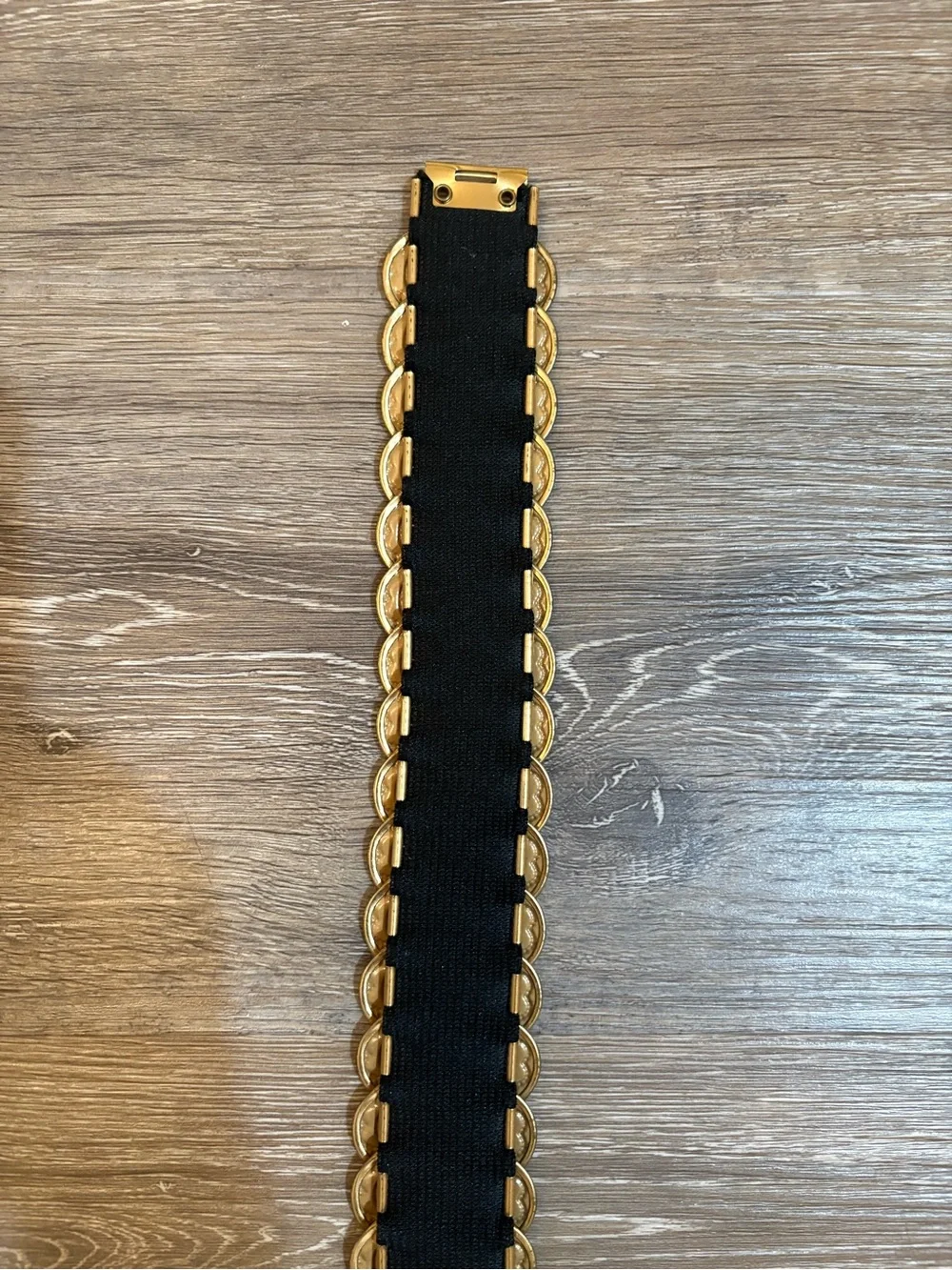 Vintage 80/90 Women Gold FloralMedallion Link Belt - Stylish Accent Waist Chain